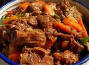 [美食] 红烧羊肉亮相状元宴 海门山羊配香沙芋挑逗你的味蕾