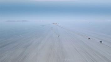 [4K素材]地球上的一天 各种视角航拍视频 内详 19.8M码率 4分50秒